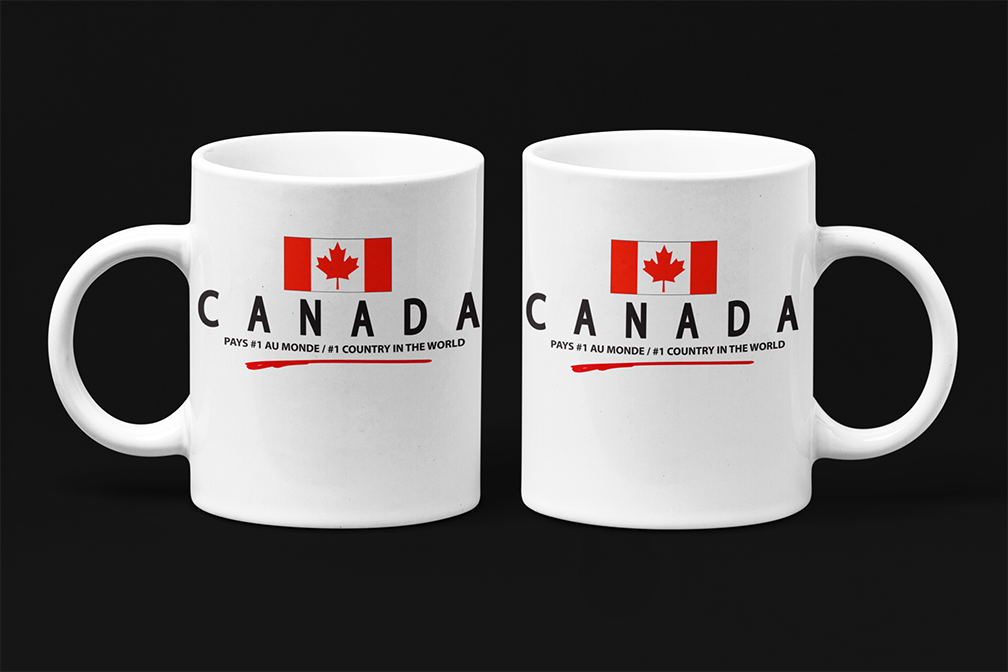 Une tasse souvenir bilingue de notre Collection Touristique: Canada, Pays No1 au monde!