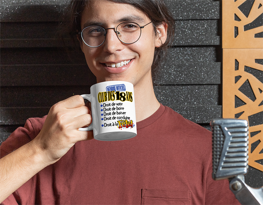 Une tasse cadeau humoristique de notre Collection Anniversaire: Club des 18 ans.