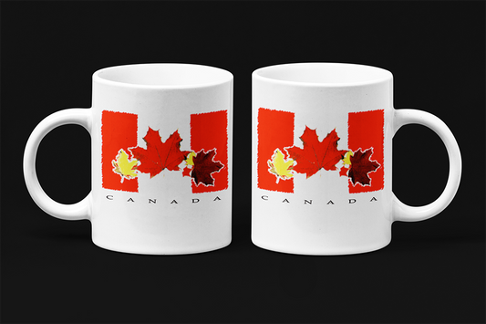 Une tasse cadeau souvenir de notre Collection Touristique: Canada et feuille d'érable.