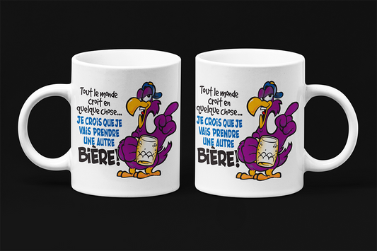 Une tasse humoristique de notre Collection Caractère: Je crois que je vais prendre une autre bière.